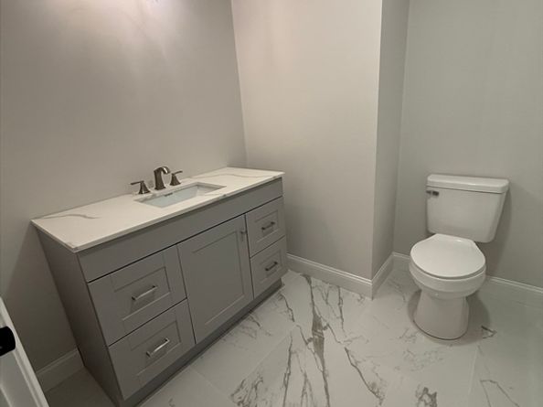 63 North St B, Worcester MA 01605