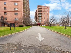 3920 Mystic Valley Pkwy 303, Medford MA 02155