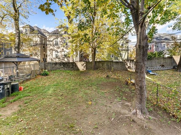 99 Harrishof St, Boston MA 02121