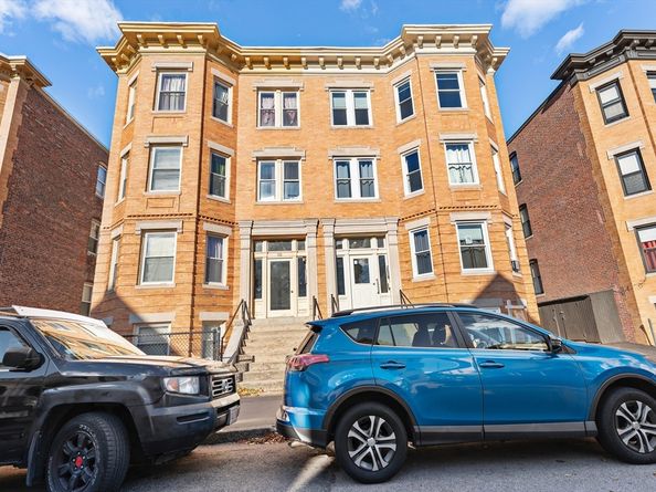 99 Harrishof St, Boston MA 02121