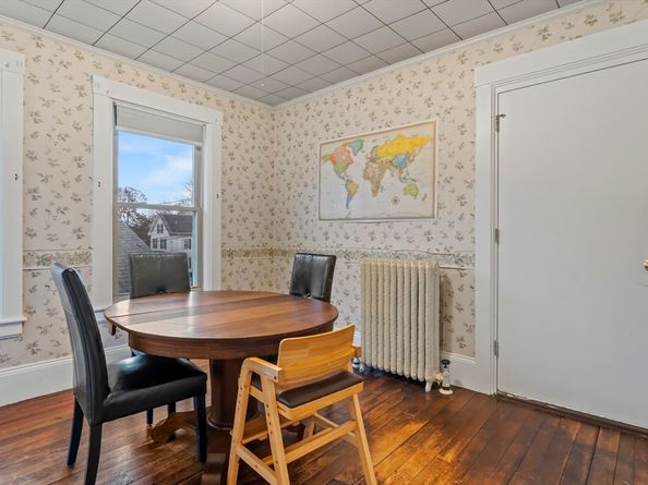 216 Walnut Street, Clinton MA 01510