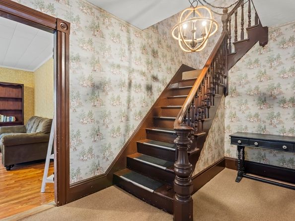 216 Walnut Street, Clinton MA 01510