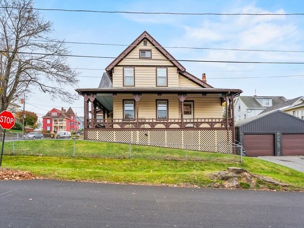 216 Walnut Street, Clinton MA 01510