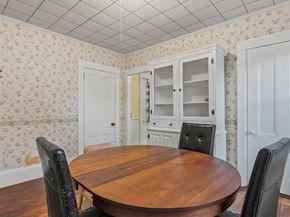 216 Walnut Street, Clinton MA 01510