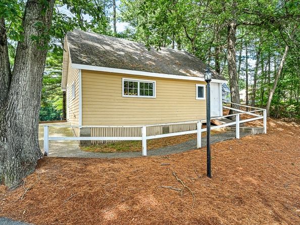 6 Greenbriar Dr 110, North Reading MA 01864