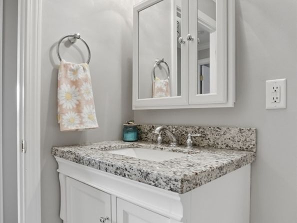 68 Main St 36C, Stoneham MA 02180