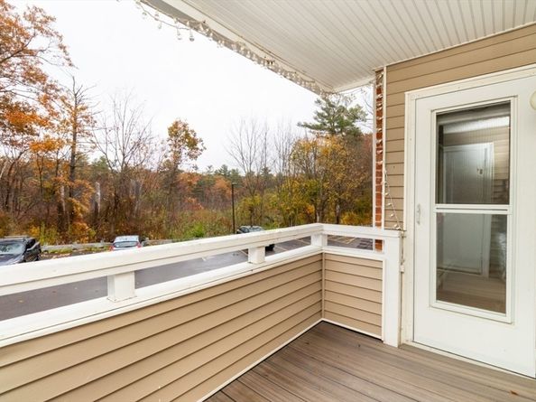 10 Chapman St 202, Weymouth MA 02189