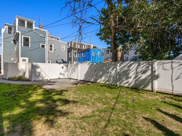 803 E 5th 1, Boston MA 02127