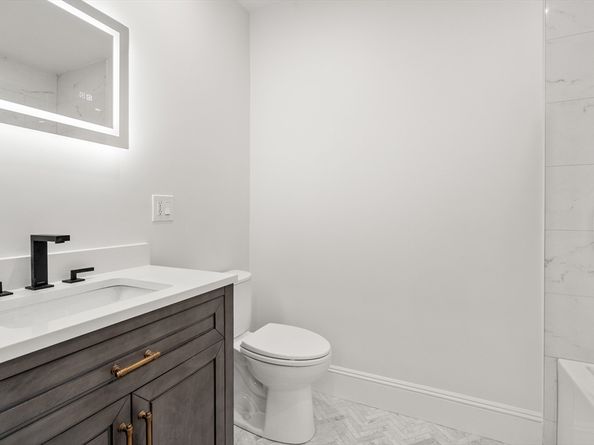 803 E 5th 1, Boston MA 02127