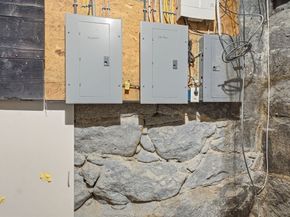 19 Ashburnham St, Fitchburg MA 01420