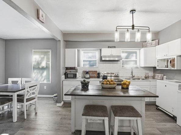 19 Ashburnham St, Fitchburg MA 01420