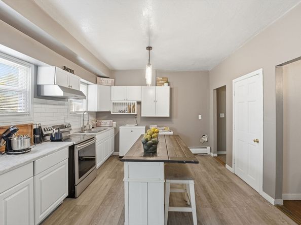 19 Ashburnham St, Fitchburg MA 01420