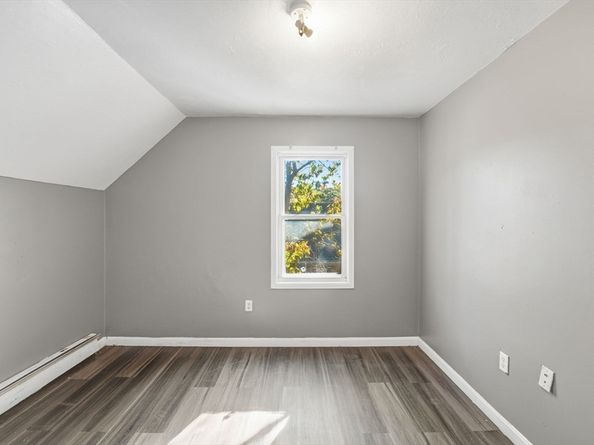 19 Ashburnham St, Fitchburg MA 01420