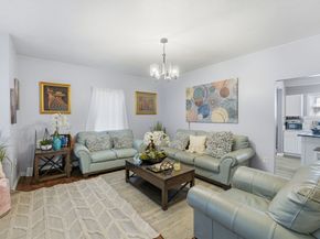 19 Ashburnham St, Fitchburg MA 01420