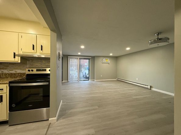 1186 Worcester Road 610, Framingham MA 01702