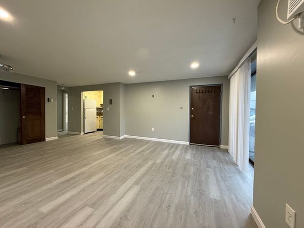 1186 Worcester Road 610, Framingham MA 01702