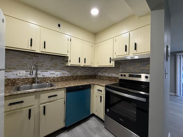 1186 Worcester Road 610, Framingham MA 01702