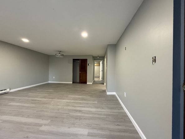 1186 Worcester Road 610, Framingham MA 01702