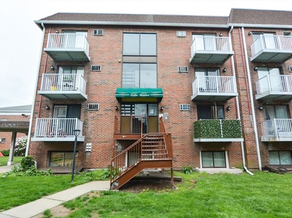 1186 Worcester Road 610, Framingham MA 01702