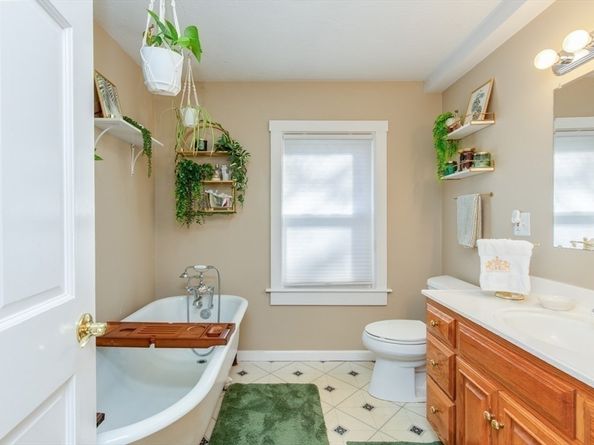 167 Worcester Street, Grafton MA 01536