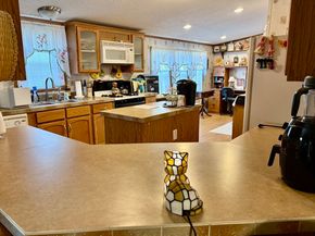 21 Varney Ln, Barre MA 01005