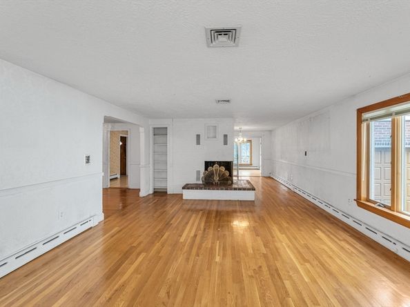 619 Poplar Street, Boston MA 02131