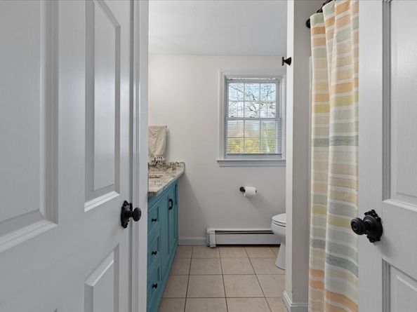 52 Baker St, Walpole MA 02081