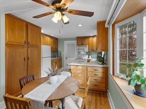 52 Baker St, Walpole MA 02081