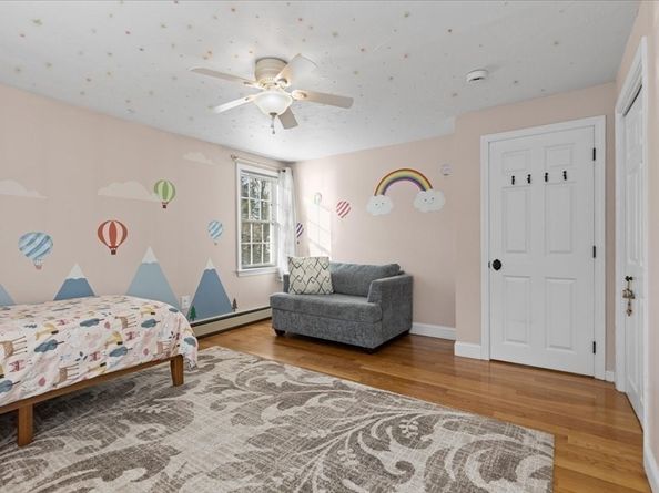 52 Baker St, Walpole MA 02081