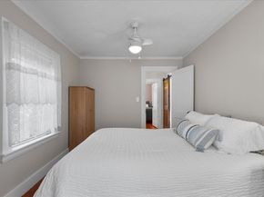 52 Baker St, Walpole MA 02081