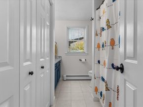 52 Baker St, Walpole MA 02081