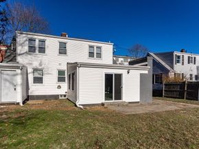 3-A Veterans Memorial Dr, Peabody MA 01960