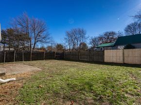 3-A Veterans Memorial Dr, Peabody MA 01960