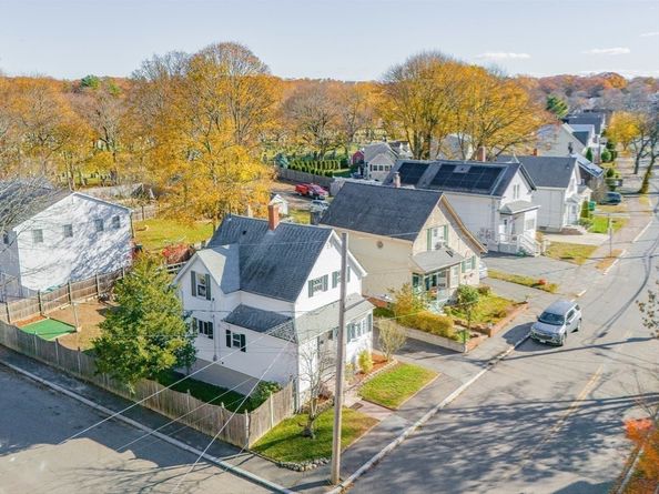 5 Sherbrook Pl, Lynn MA 01904