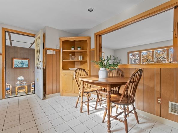 25 Northend St, Peabody MA 01960