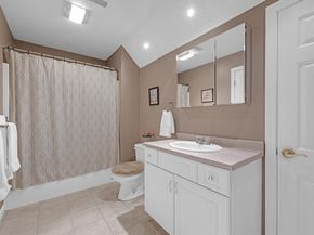 7 Jefferson Court 7, Uxbridge MA 01569