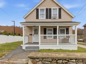 53 James St, Worcester MA 01603