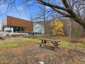 53 James St, Worcester MA 01603