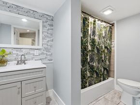 53 James St, Worcester MA 01603