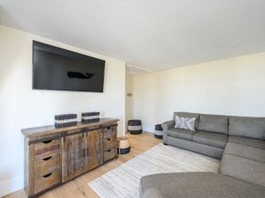 133 Beach Ave, Hull MA 02045