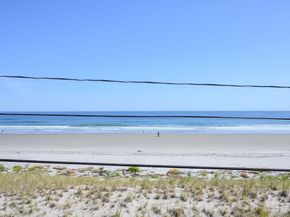 133 Beach Ave, Hull MA 02045