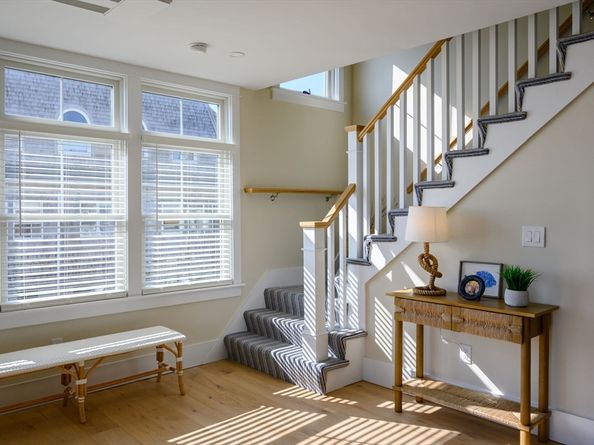 133 Beach Ave, Hull MA 02045