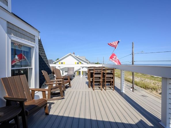 133 Beach Ave, Hull MA 02045