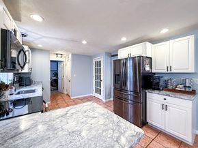 2 Larson Rd, Milford MA 01757