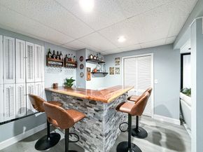 2 Larson Rd, Milford MA 01757