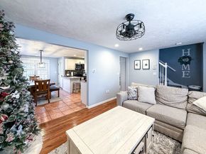 2 Larson Rd, Milford MA 01757