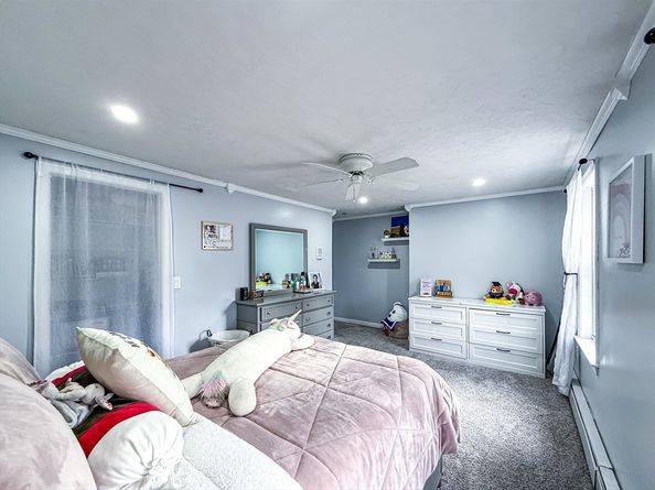 2 Larson Rd, Milford MA 01757