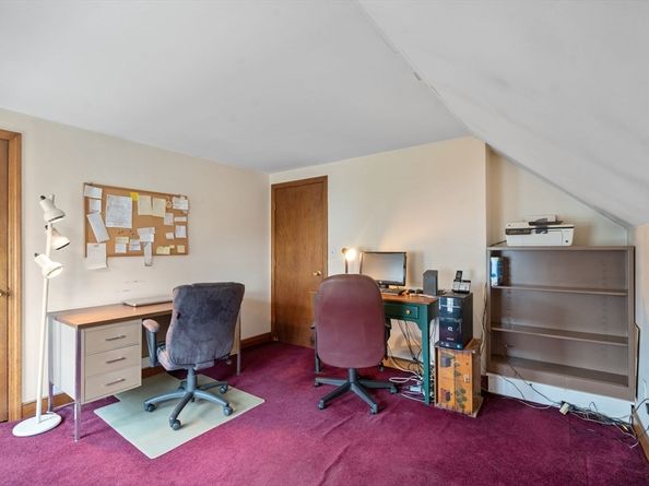 37 Glendale St, Maynard MA 01754