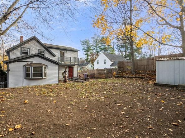 37 Glendale St, Maynard MA 01754