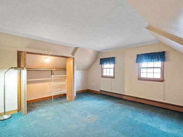 37 Glendale St, Maynard MA 01754